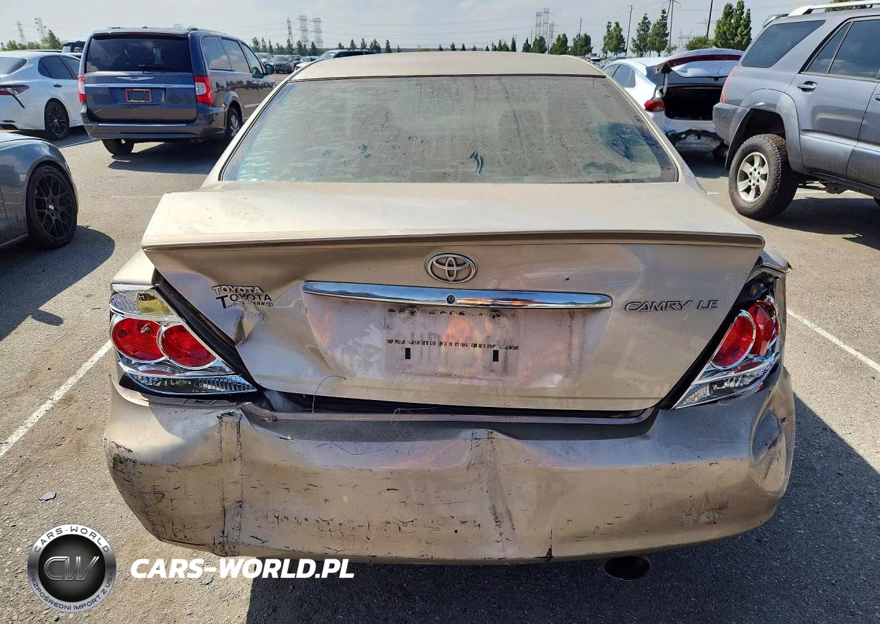 2005 Toyota Camry Le VIN:4T1BE32K15U526921 - 6