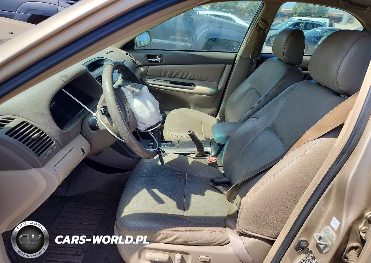 2005 Toyota Camry Le VIN:4T1BE32K15U526921 - 7