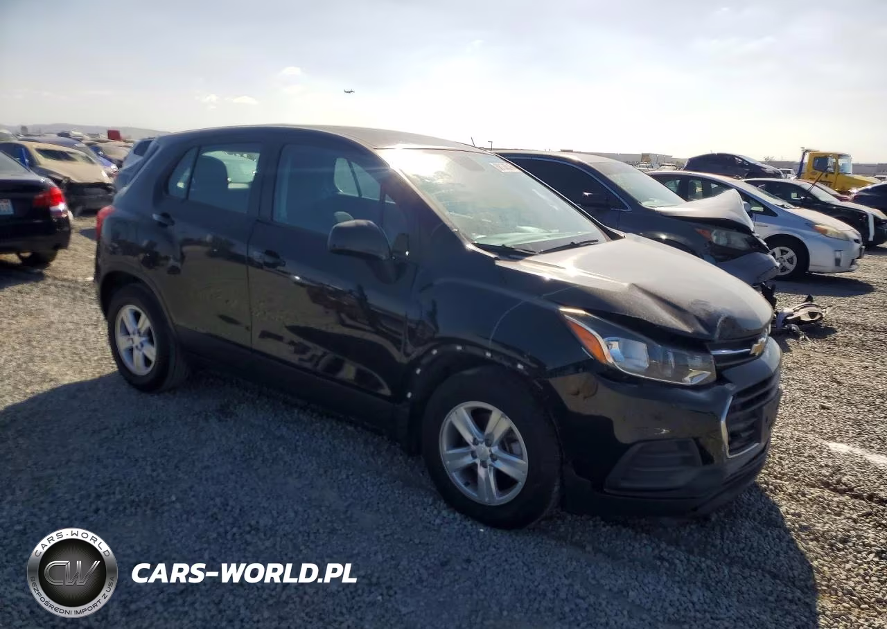 2020 Chevrolet Trax Ls VIN:3GNCJKSB2LL333786 - 4