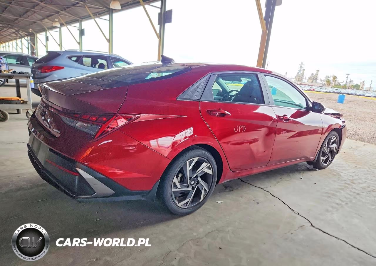 2025 Hyundai Elantra Limited VIN:KMHLP4DG5SU980551 - 3