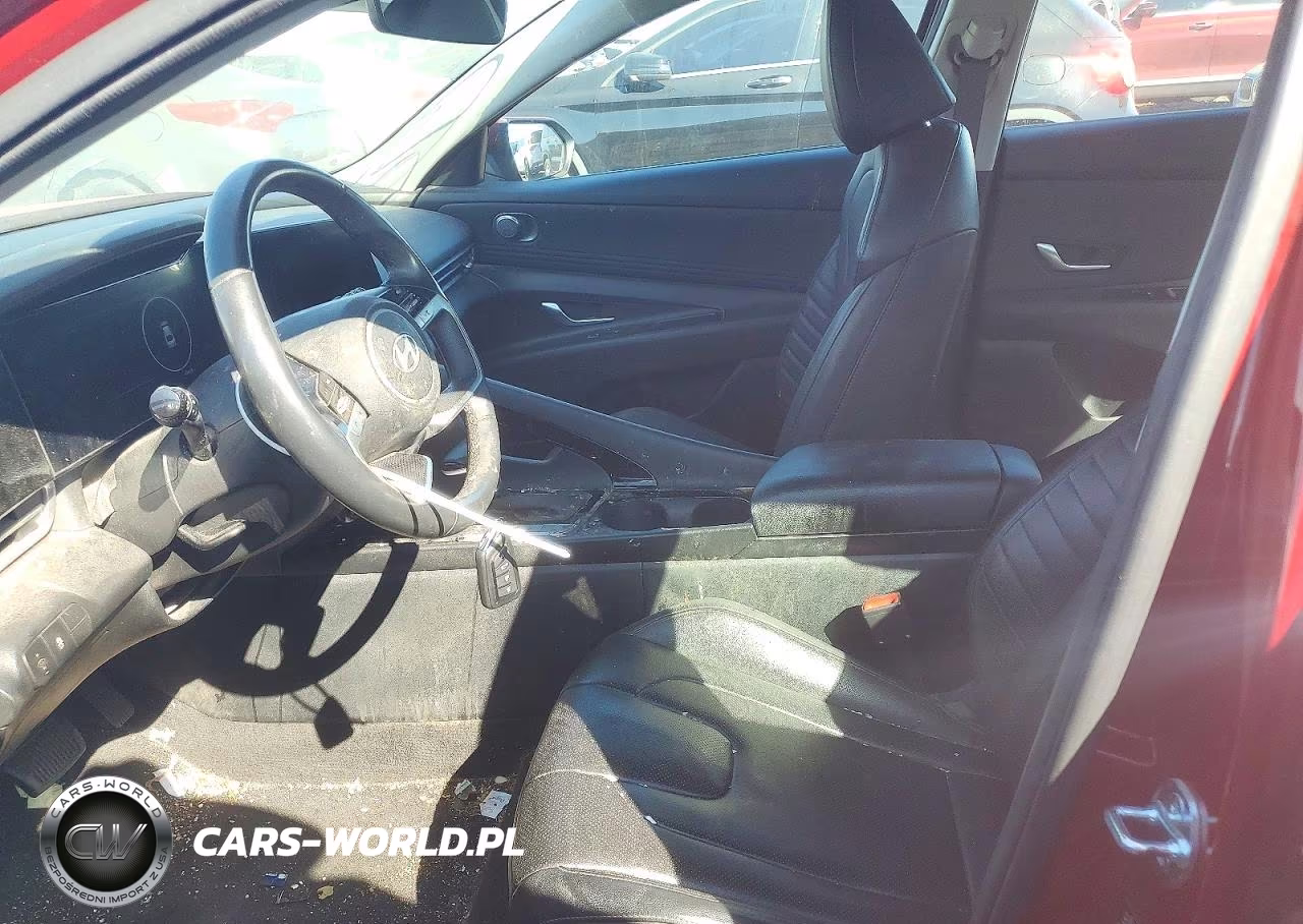 2025 Hyundai Elantra Limited VIN:KMHLP4DG5SU980551 - 7