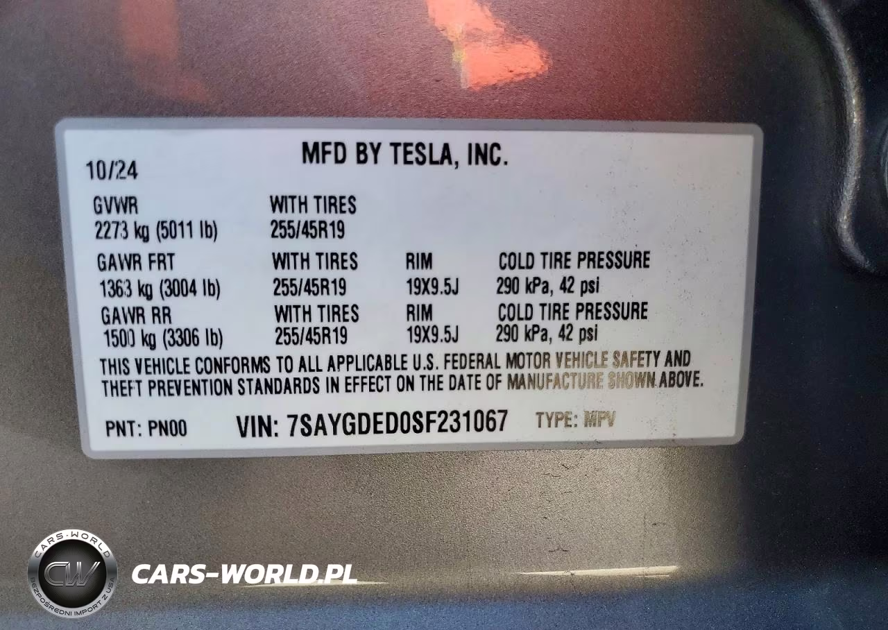 2025 Tesla Model Y VIN:7SAYGDED0SF231067 - 13
