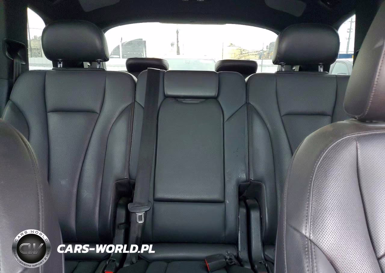2019 Audi Q7 Prestige VIN:WA1VAAF79KD032268 - 10