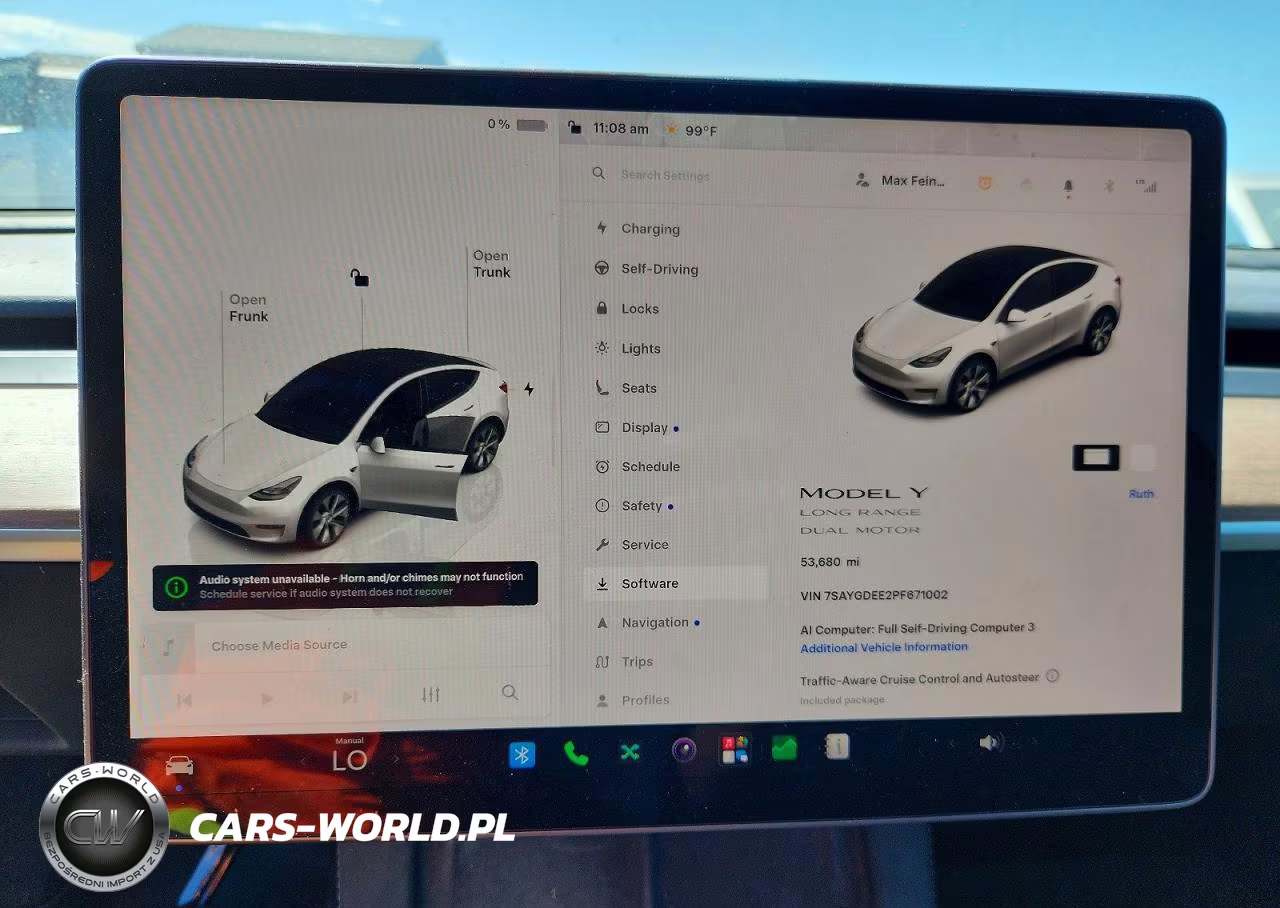 2023 Tesla Model Y VIN:7SAYGDEE2PF671002 - 9