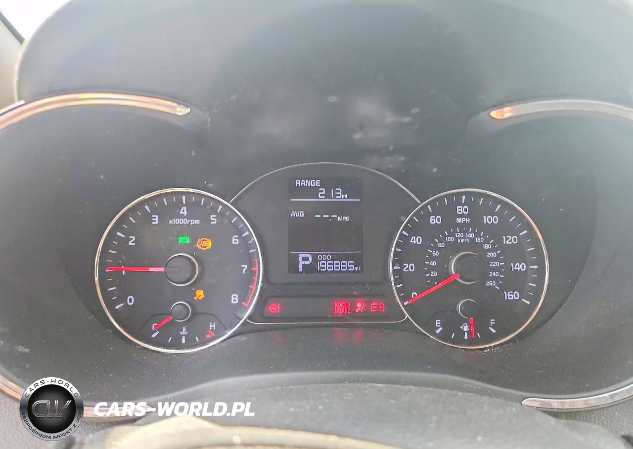 2016 Kia Forte Lx VIN:KNAFX4A6XG5468036 - 9