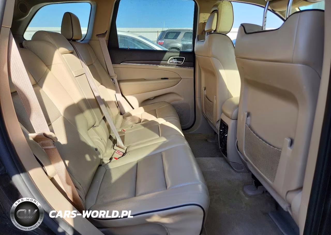 2015 Jeep Grand Cherokee Overland VIN:1C4RJFCG4FC209166 - 11
