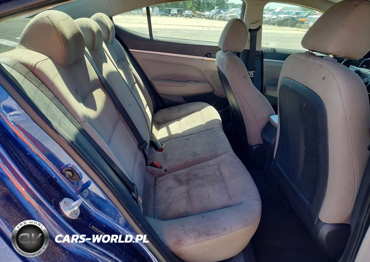 2019 Hyundai Elantra Se VIN:5NPD74LF7KH475803 - 10