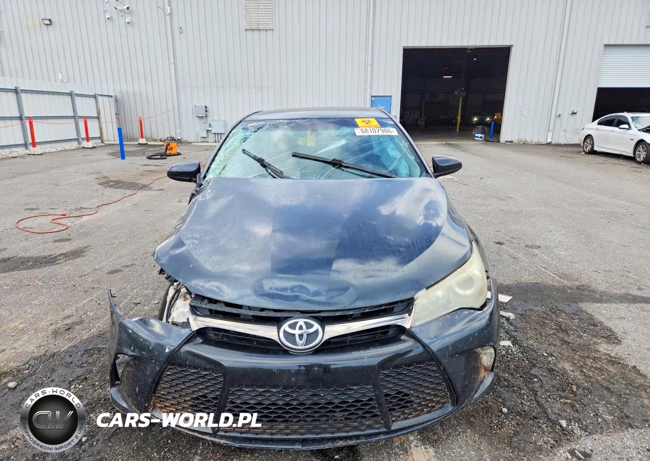 2016 Toyota Camry Se VIN:4T1BF1FK5GU131641 - 5