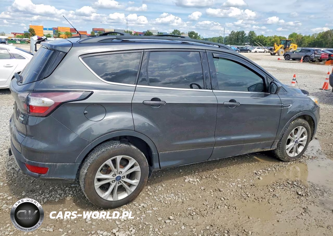 2017 Ford Escape Se VIN:1FMCU0G95HUA92289 - 3