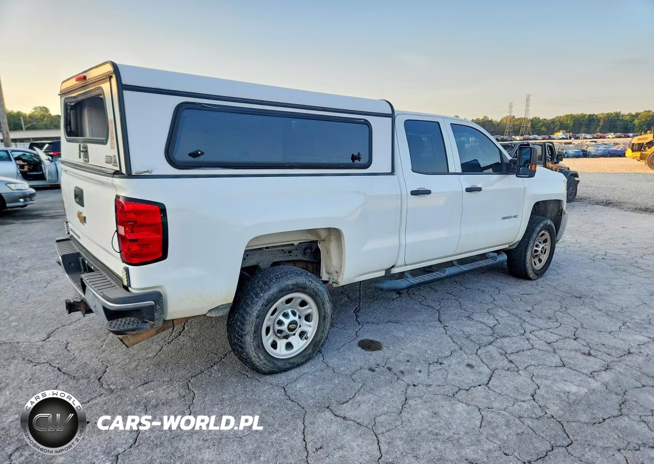 2019 Chevrolet Silverado K2500 Heavy Duty VIN:2GC2KREGXK1182097 - 3