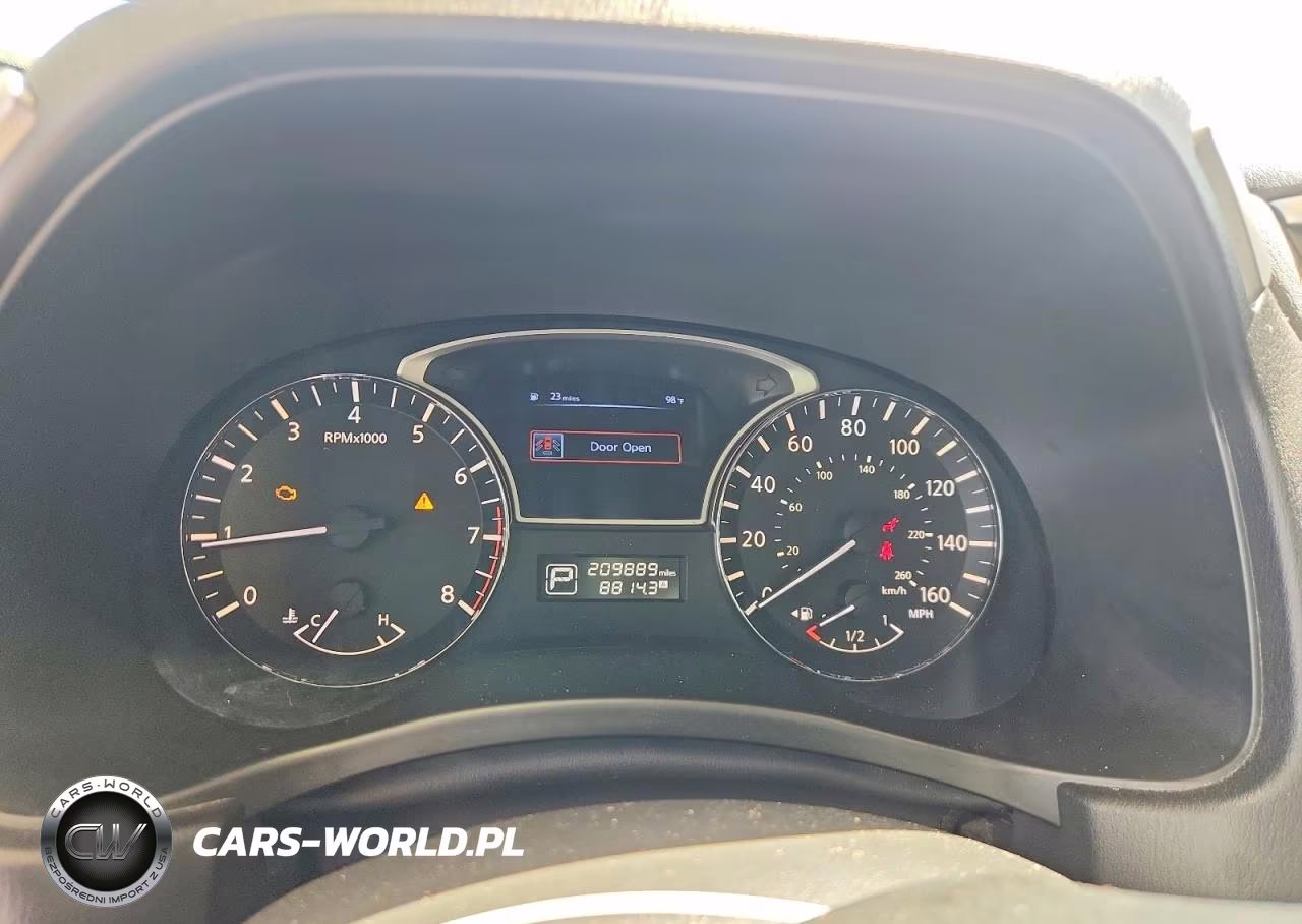 2014 Nissan Pathfinder S VIN:5N1AR2MN2EC617848 - 9