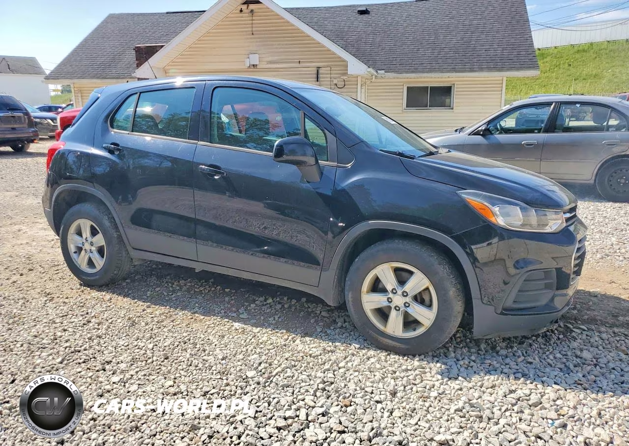2019 Chevrolet Trax Ls VIN:3GNCJKSB0KL391278 - 4