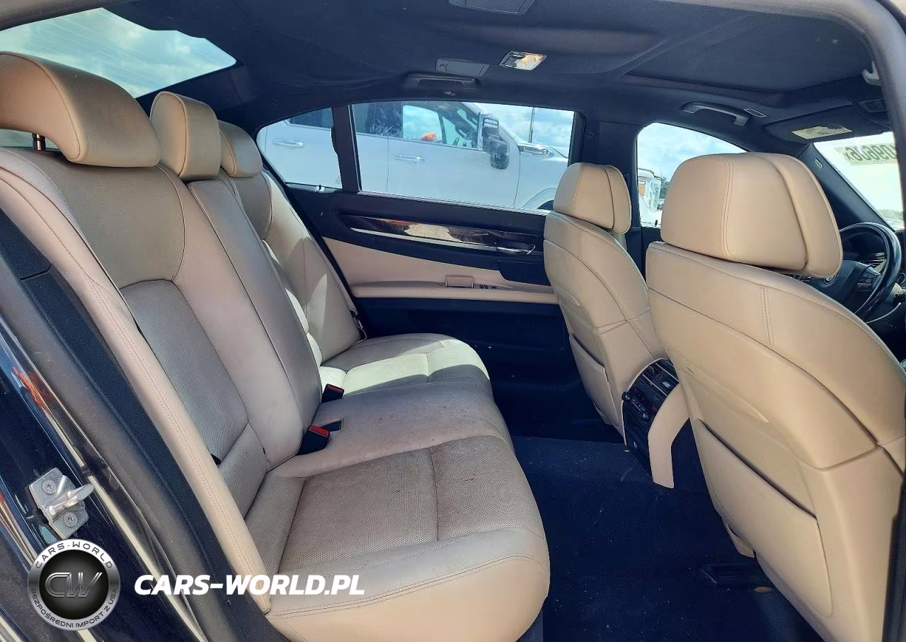 2012 BMW 750 Li VIN:WBAKB8C57CC965317 - 10