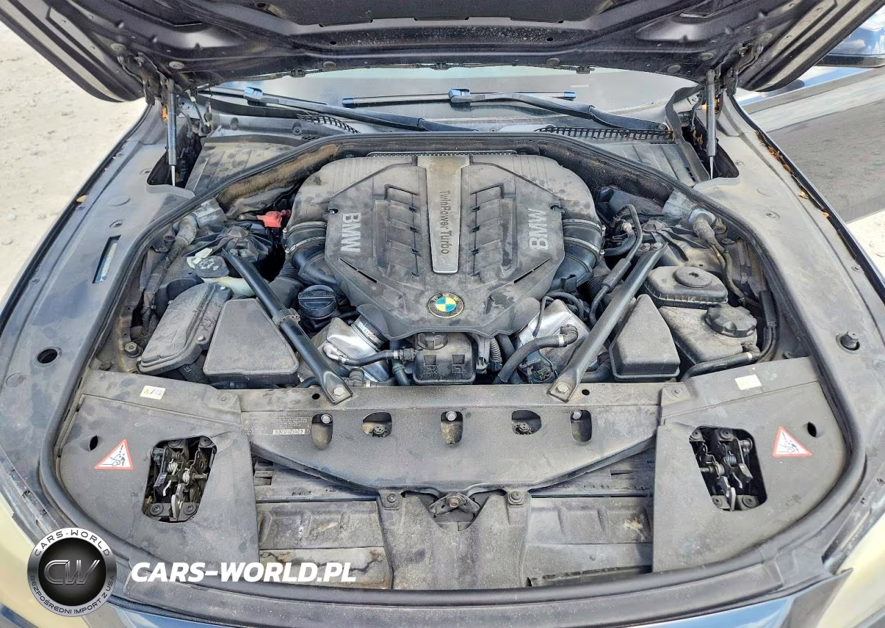 2012 BMW 750 Li VIN:WBAKB8C57CC965317 - 11
