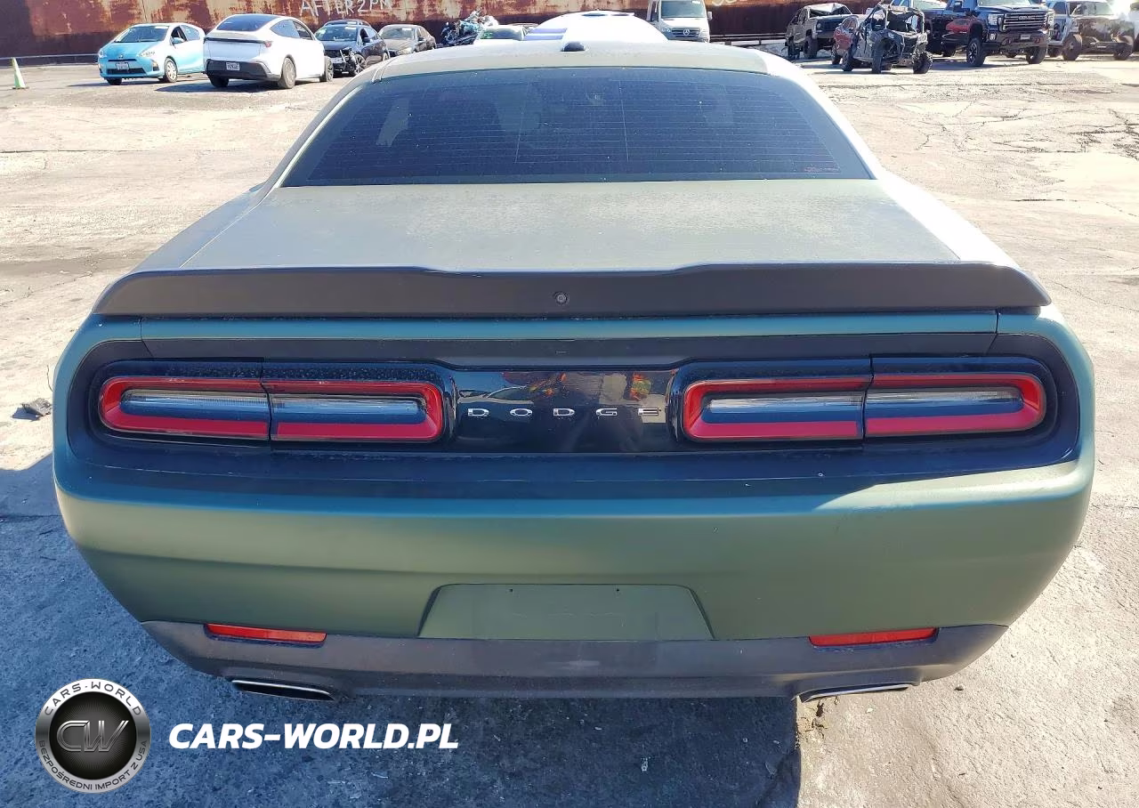 2020 Dodge Challenger Sxt VIN:2C3CDZAGXLH226634 - 6