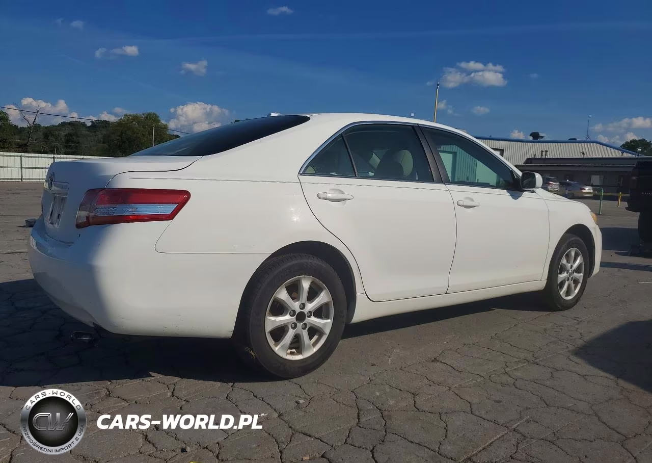 2011 Toyota Camry Le VIN:4T4BF3EK0BR210193 - 3