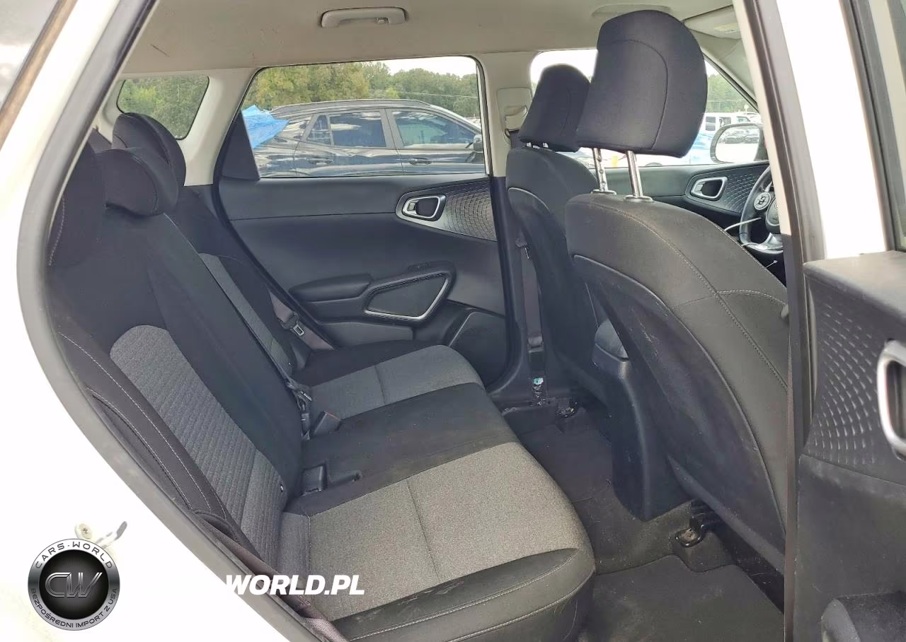 2020 Kia Soul Gt Line VIN:KNDJ63AU2L7077194 - 10