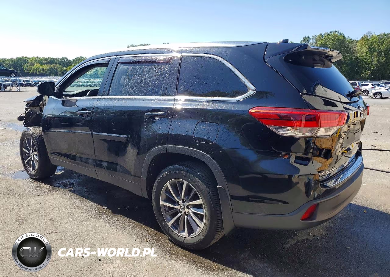 2019 Toyota Highlander Xle VIN:5TDJZRFH0KS581687 - 2