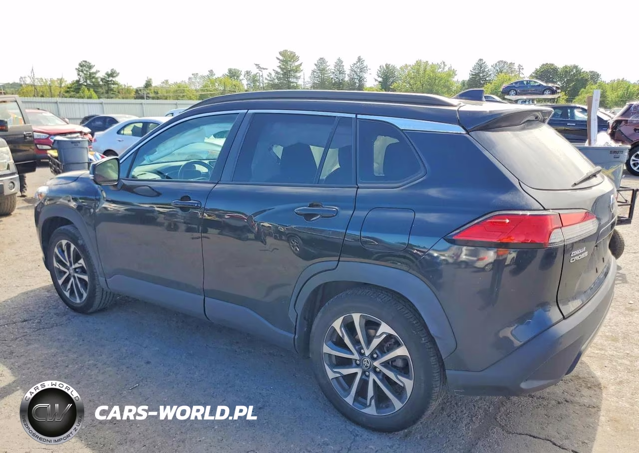 2022 Toyota Corolla Cross Xle VIN:7MUEAABG1NV019542 - 2