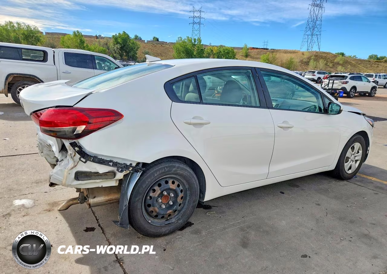 2018 Kia Forte Lx VIN:3KPFL4A73JE164663 - 3