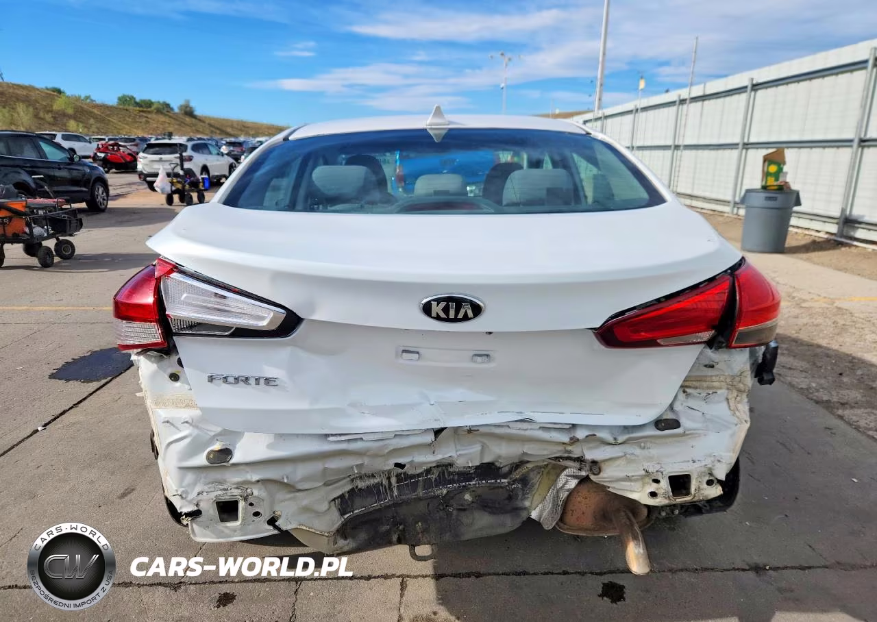 2018 Kia Forte Lx VIN:3KPFL4A73JE164663 - 6