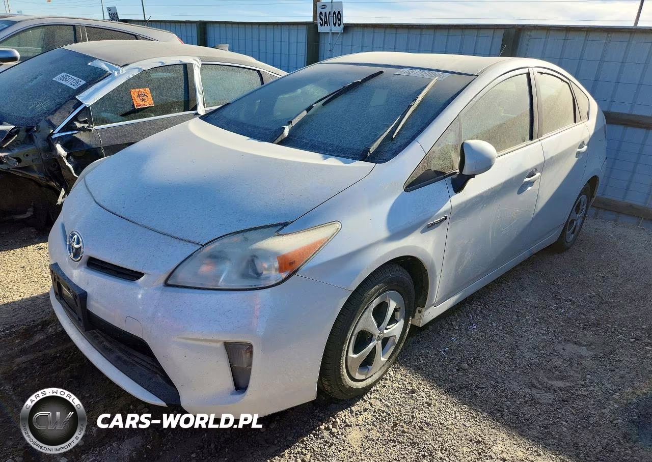 2013 Toyota Prius Three