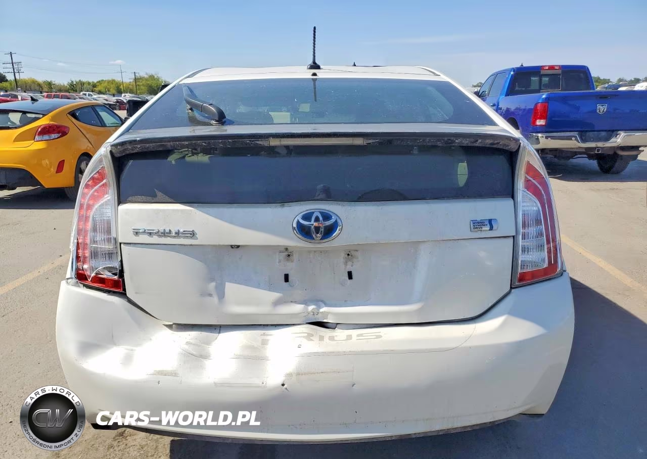 2013 Toyota Prius Three VIN:JTDKN3DU8D0349180 - 6