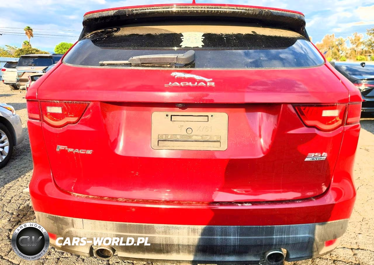 2017 Jaguar F-Pace R - Sport VIN:SADCL2BV1HA883268 - 6