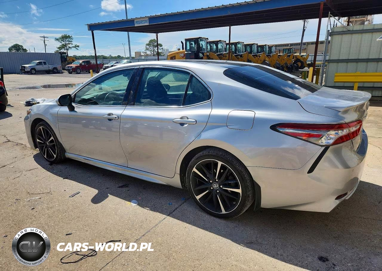 2018 Toyota Camry Xse VIN:4T1B61HK2JU106863 - 2