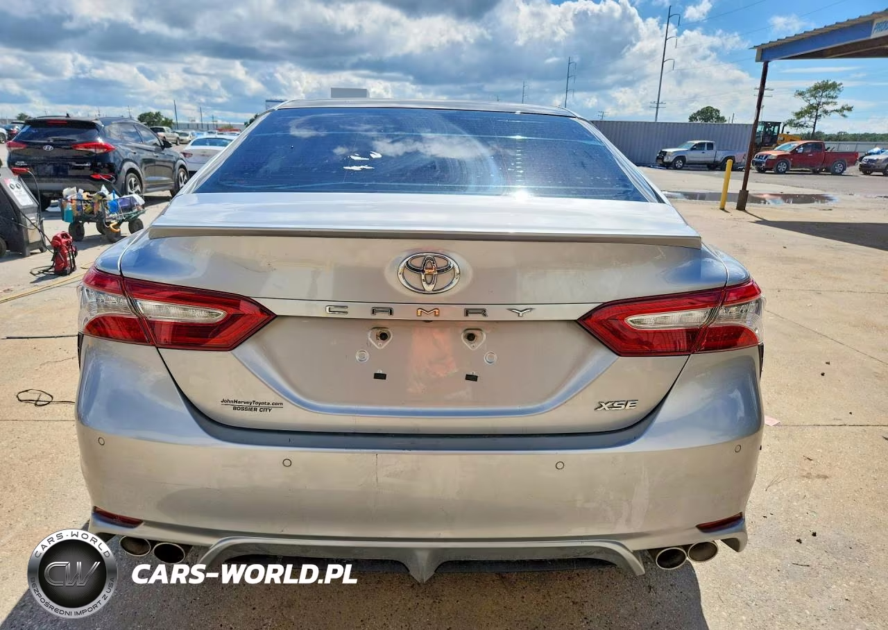 2018 Toyota Camry Xse VIN:4T1B61HK2JU106863 - 6