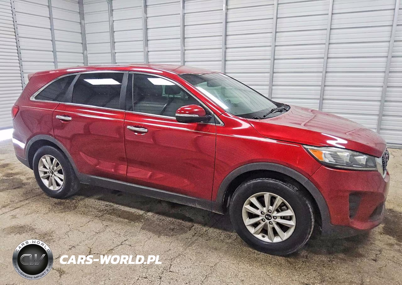 2019 Kia Sorento Lx VIN:5XYPG4A30KG516186 - 4