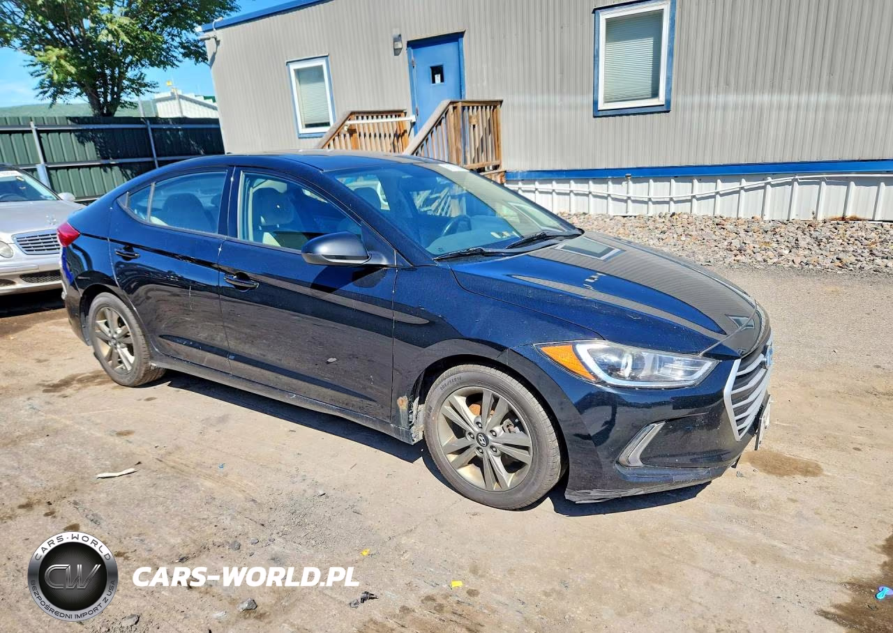 2018 Hyundai Elantra Value Edition VIN:5NPD84LF5JH298003 - 4