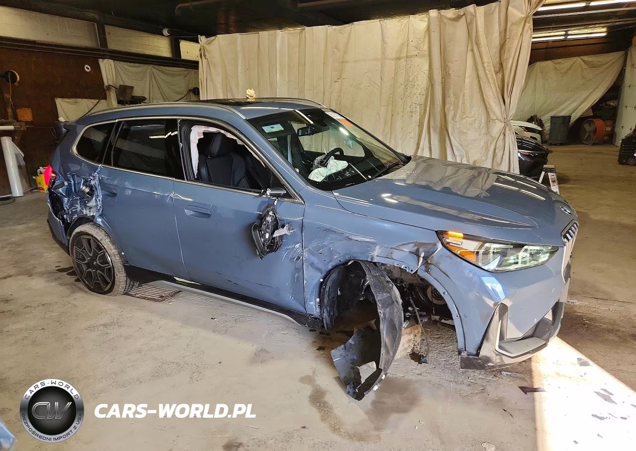 2024 BMW X1 xDrive28I VIN:WBX73EF04R5Z27225 - 4