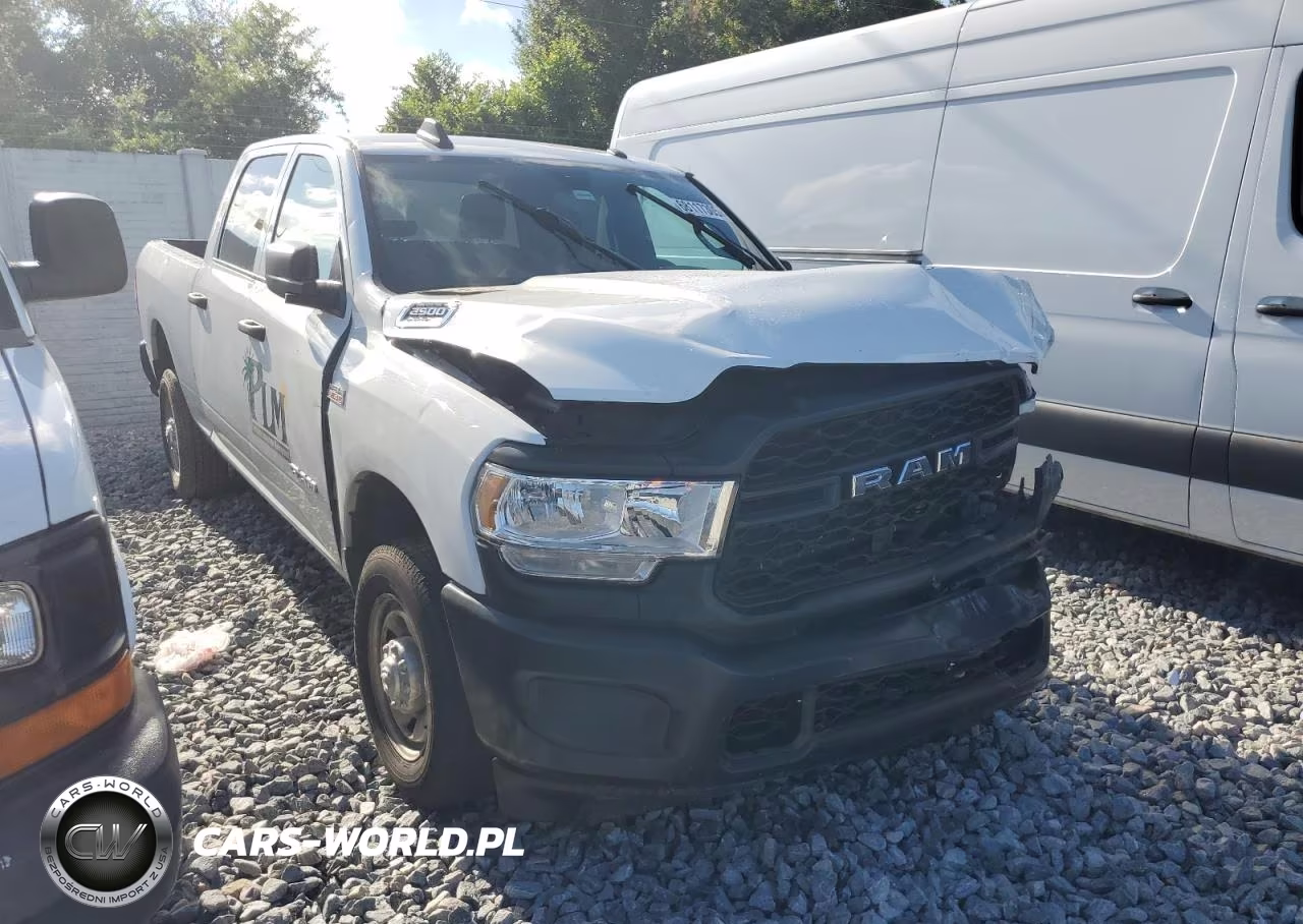 2022 Ram 2500 Tradesman VIN:3C6UR4CJ6NG270590 - 4