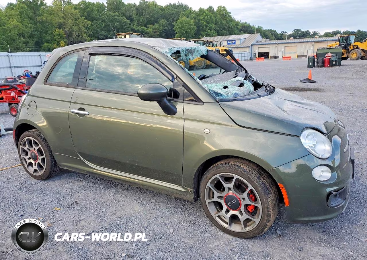 2015 Fiat 500 Sport VIN:3C3CFFBRXFT579783 - 4