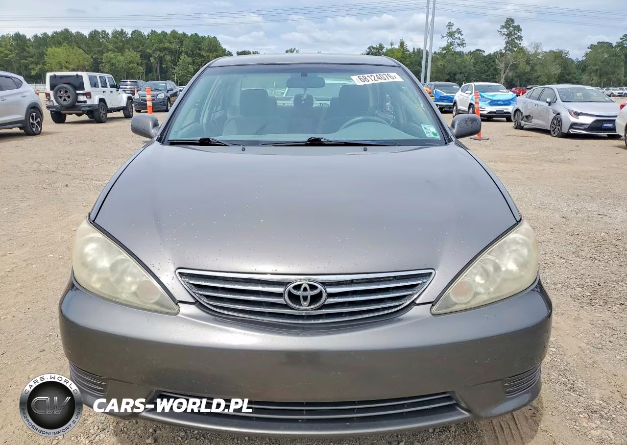 2005 Toyota Camry Le VIN:4T1BE32K05U951532 - 5