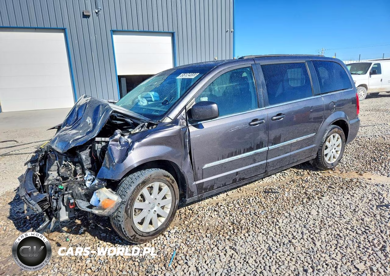 2016 Chrysler Town & Country Touring