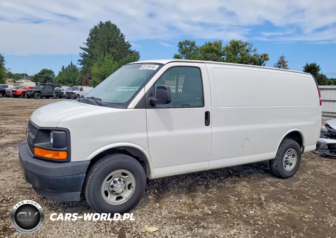 2017 Chevrolet Express 3500 Cargo Delivery Van VIN:1GCZGGFG7H1139533 - 1