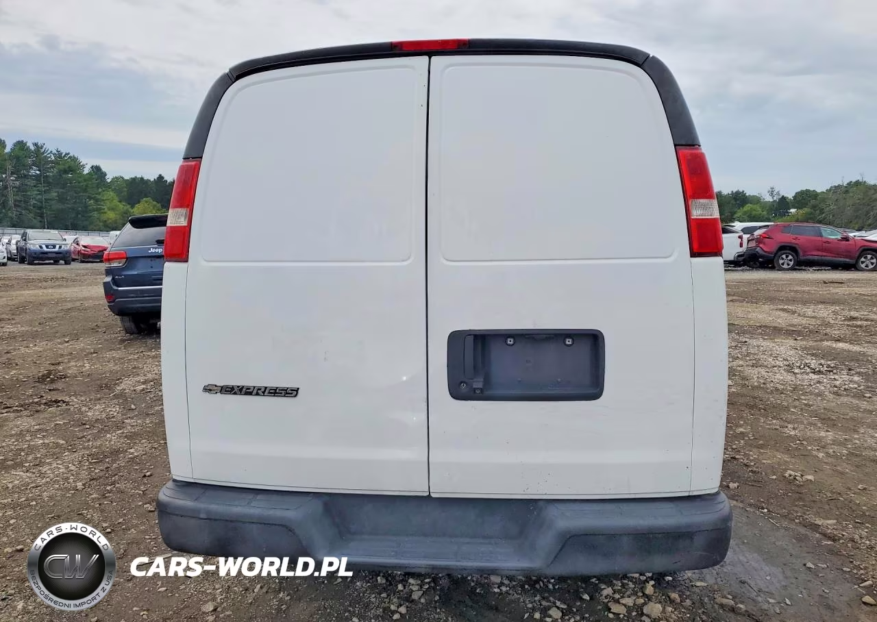 2017 Chevrolet Express 3500 Cargo Delivery Van VIN:1GCZGGFG7H1139533 - 6