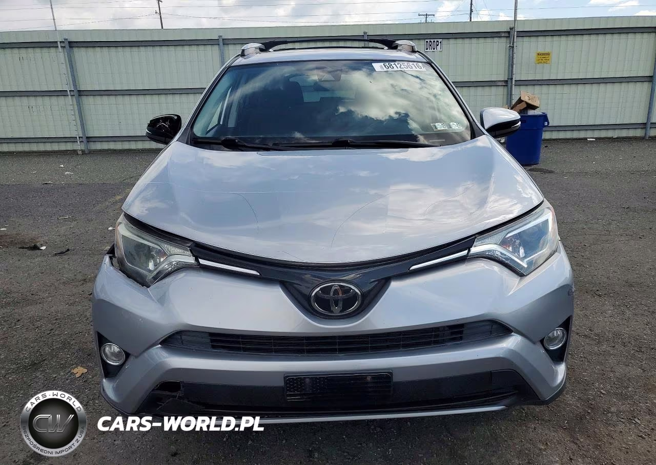 2018 Toyota Rav4 Xle VIN:JTMRFREV6JJ221211 - 5