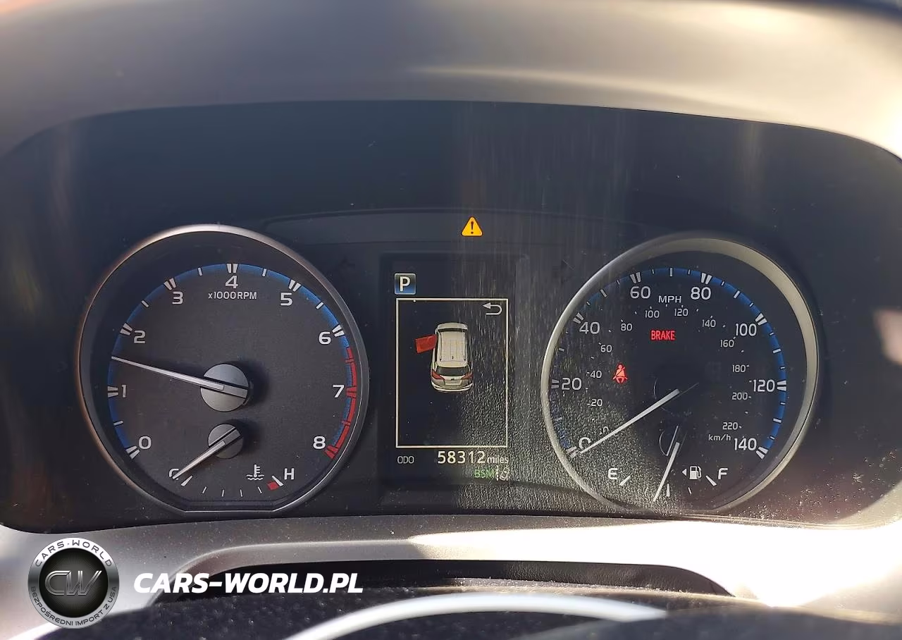 2018 Toyota Rav4 Xle VIN:JTMRFREV6JJ221211 - 9
