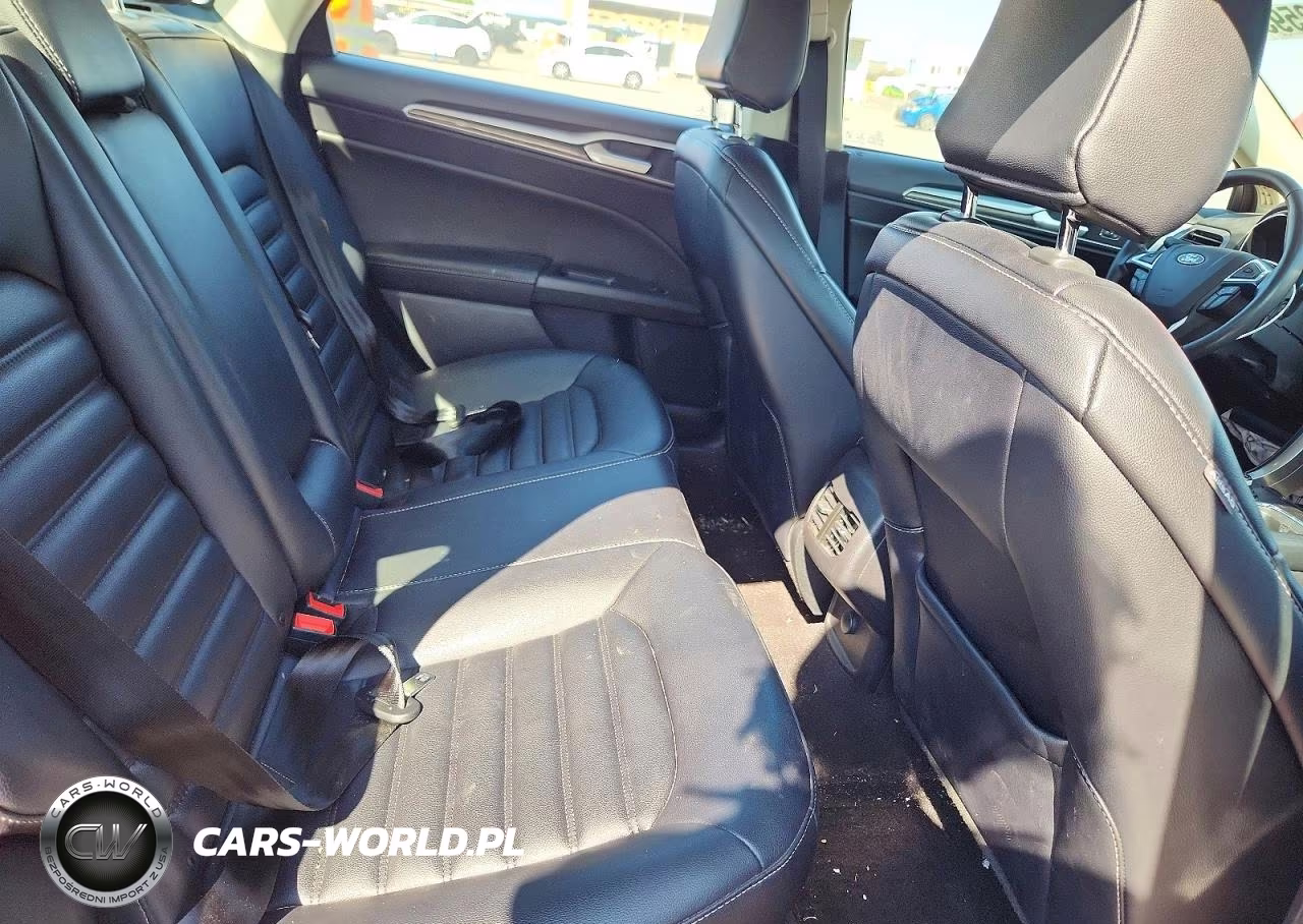 2020 Ford Fusion Sel VIN:3FA6P0MU2LR266357 - 10