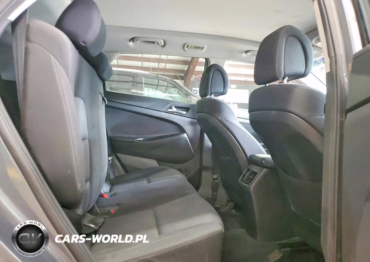 2018 Hyundai Tucson Value VIN:KM8J3CA25JU628543 - 11