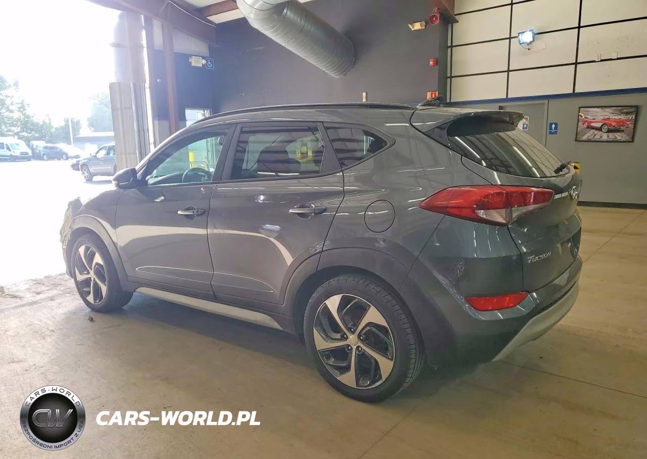 2018 Hyundai Tucson Value VIN:KM8J3CA25JU628543 - 2