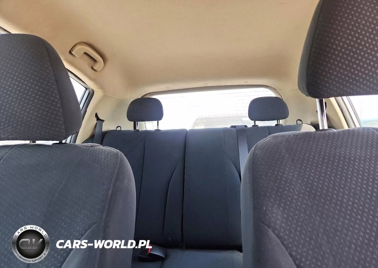 2010 Nissan Versa 1.8 S VIN:3N1BC1CP1AL438113 - 10