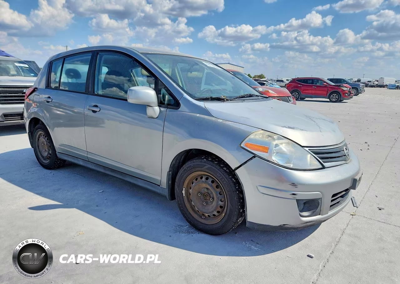 2010 Nissan Versa 1.8 S VIN:3N1BC1CP1AL438113 - 4