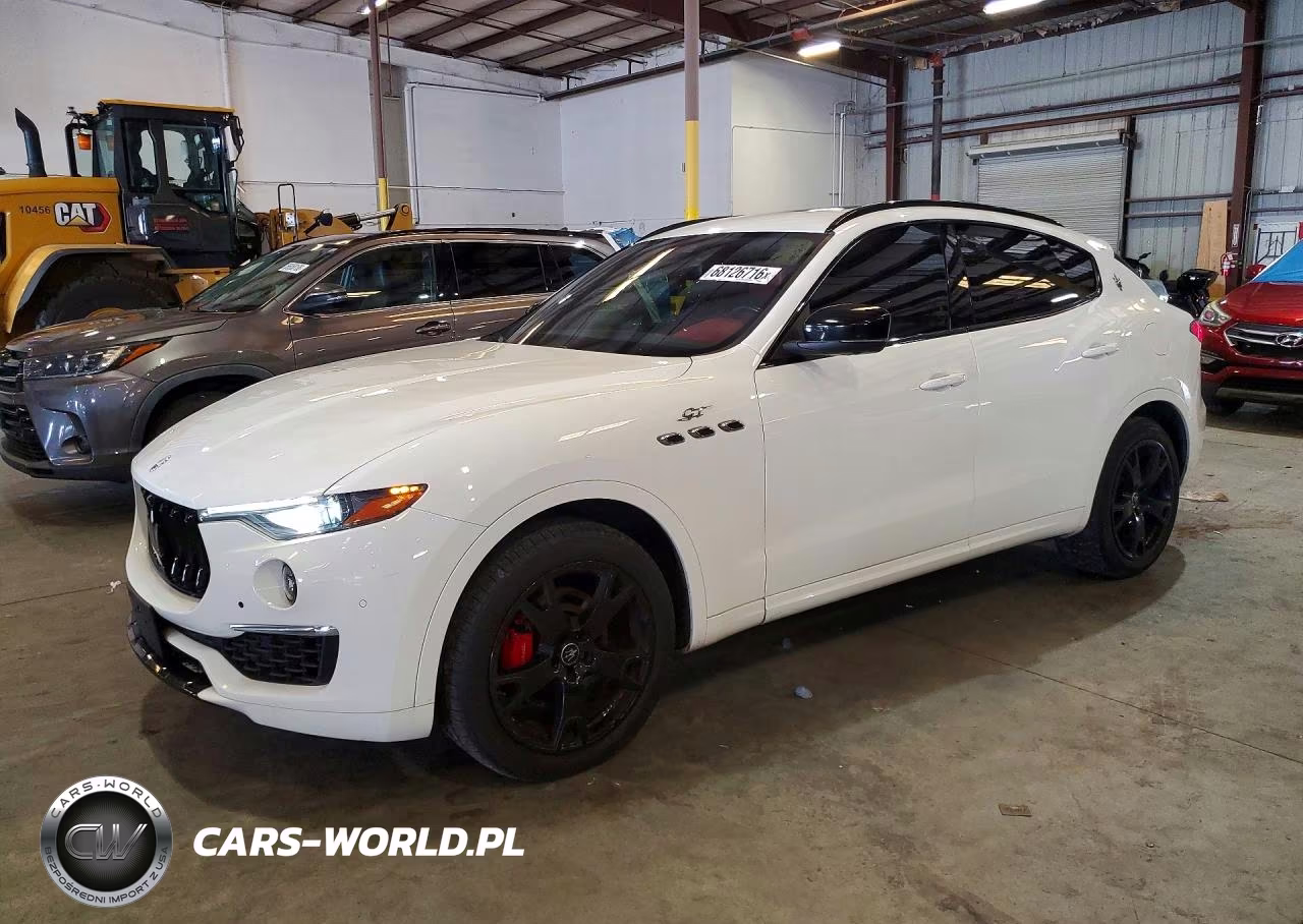 2022 Maserati Levante Base