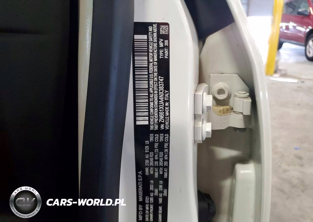 2022 Maserati Levante Base VIN:ZN661XUA4NX383747 - 13