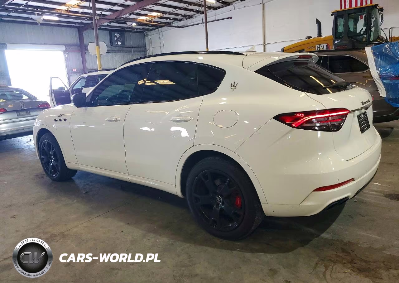 2022 Maserati Levante Base VIN:ZN661XUA4NX383747 - 2