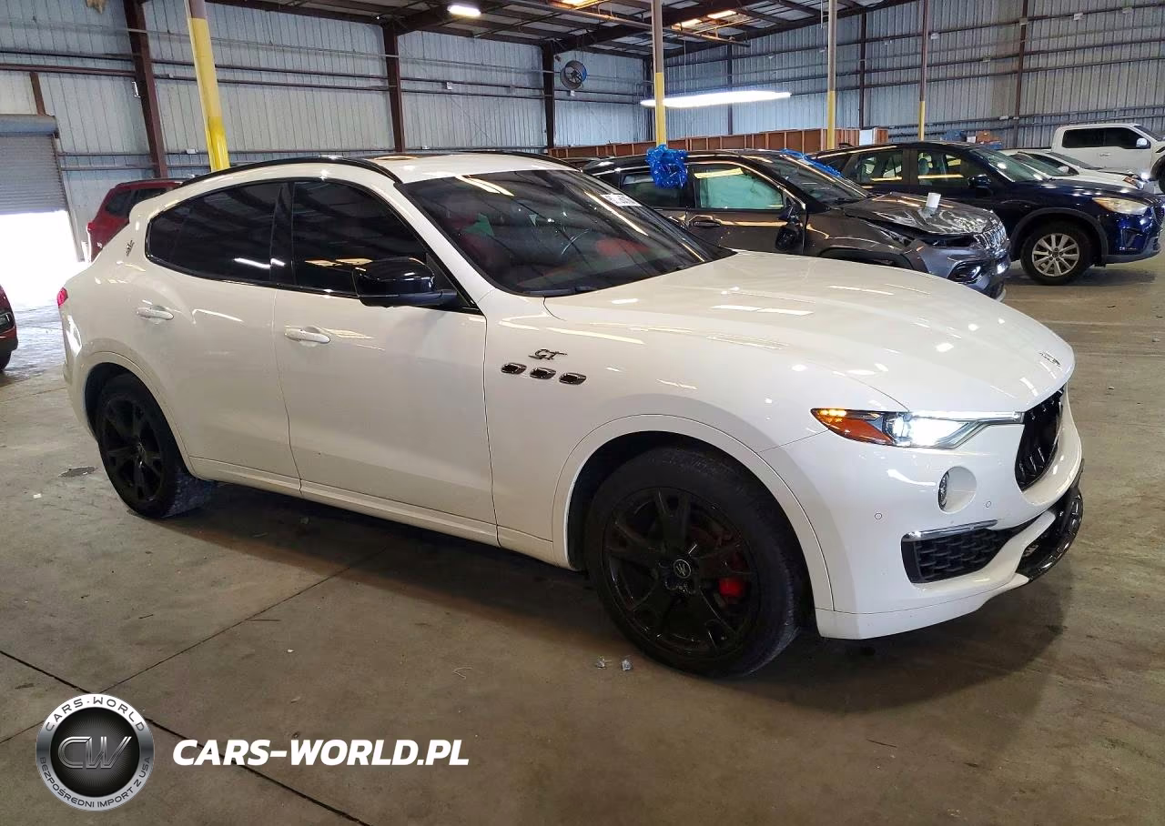 2022 Maserati Levante Base VIN:ZN661XUA4NX383747 - 4